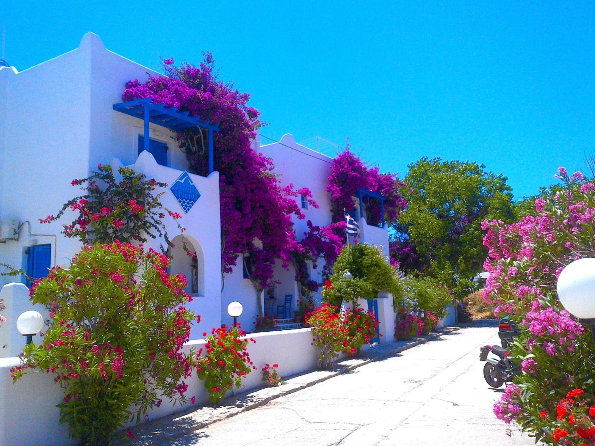 Pelagos Studios Páros Buitenkant foto