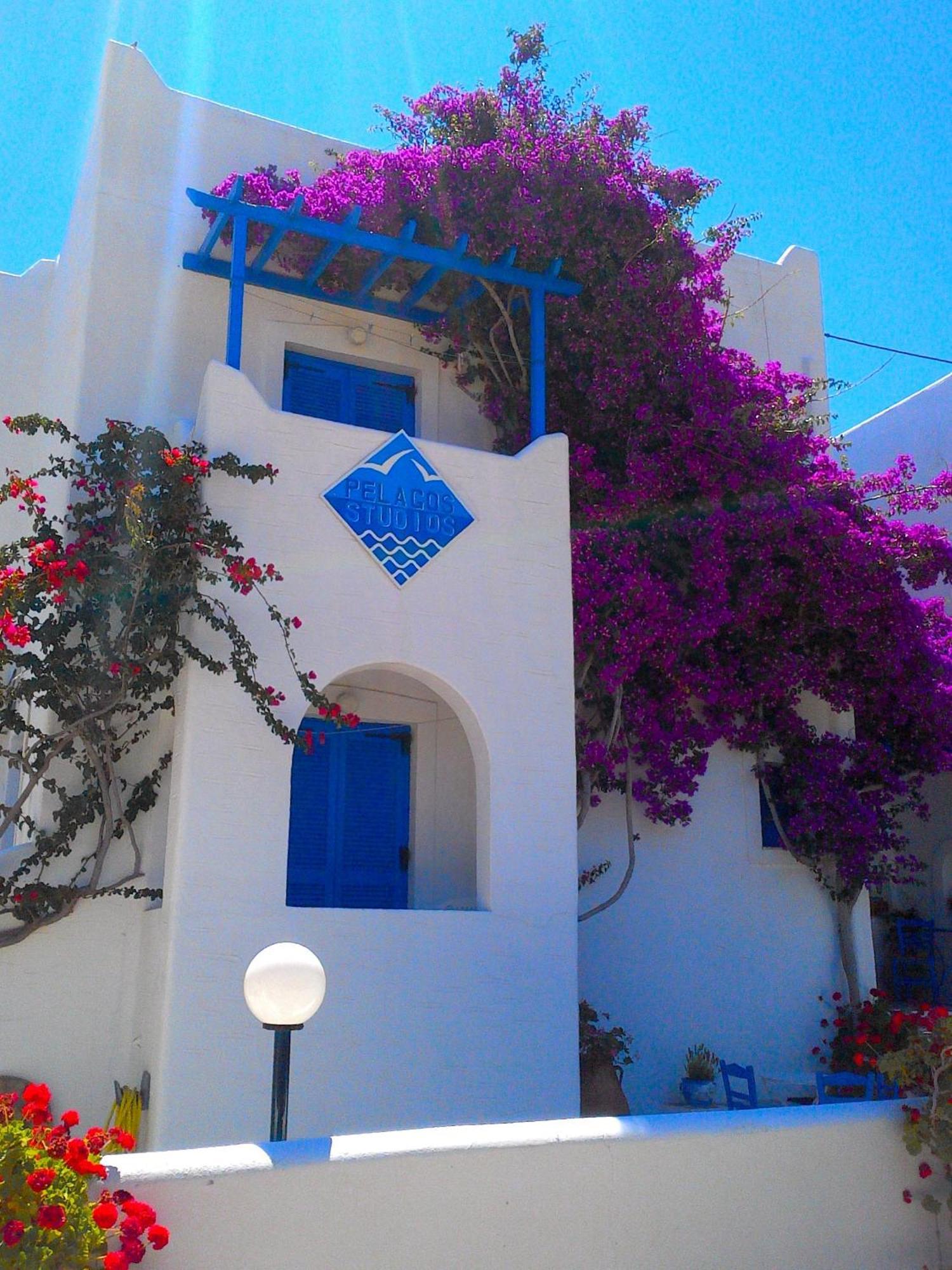 Pelagos Studios Páros Buitenkant foto