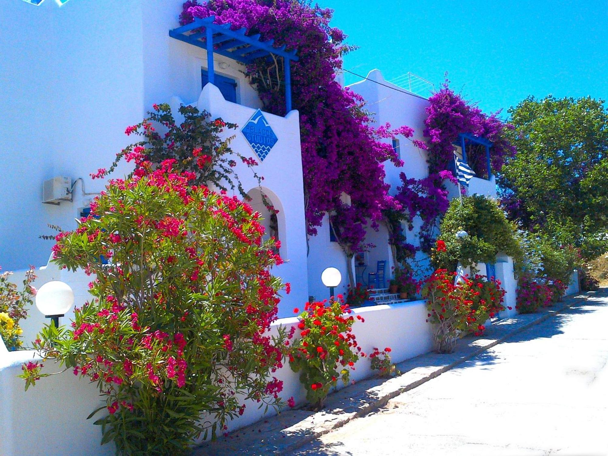 Pelagos Studios Páros Buitenkant foto