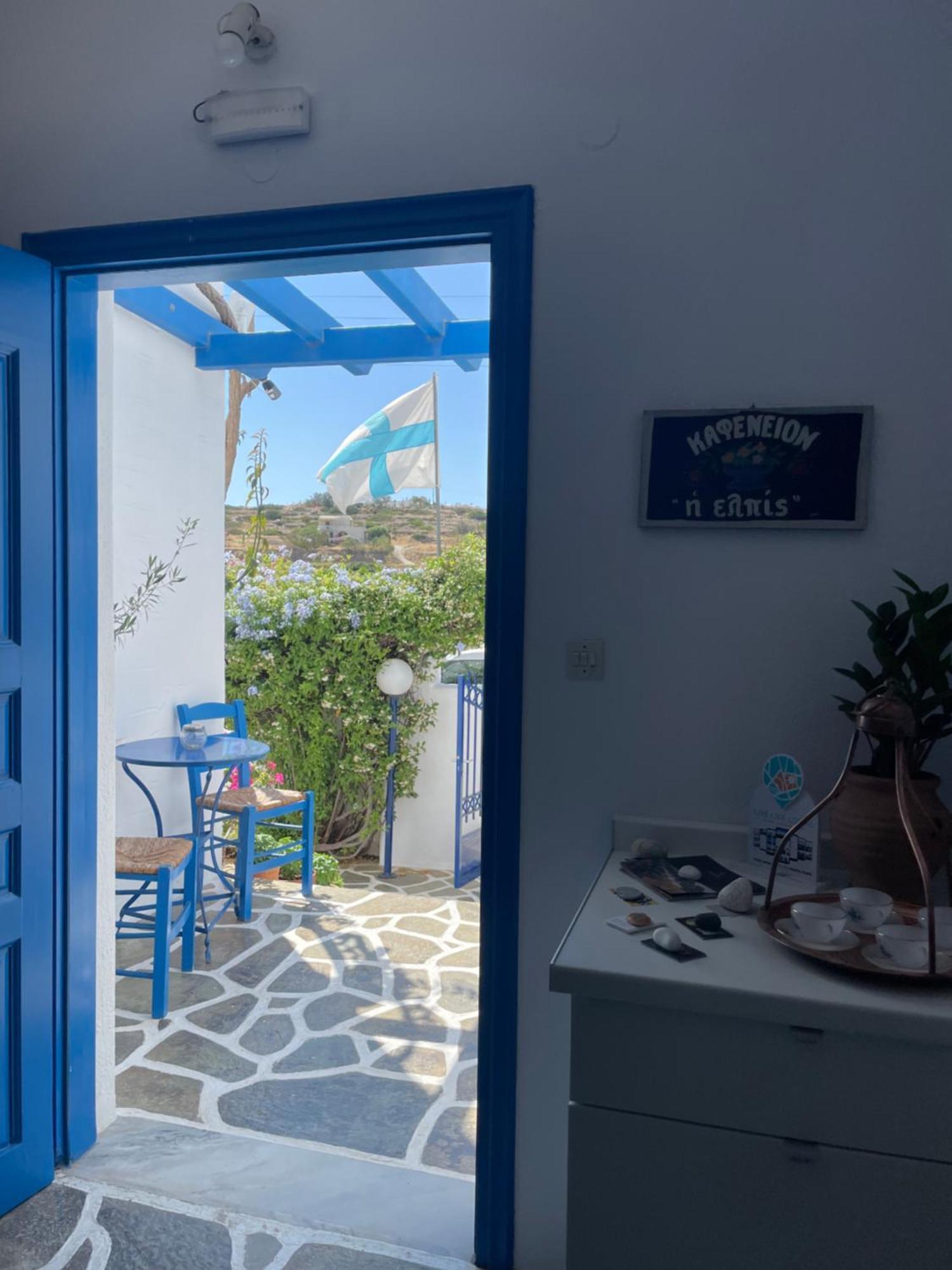 Pelagos Studios Páros Buitenkant foto
