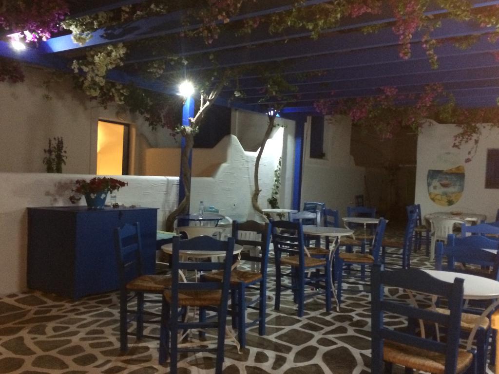 Pelagos Studios Páros Buitenkant foto